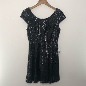 Forever 21 Short Sleeve Sequin Dress